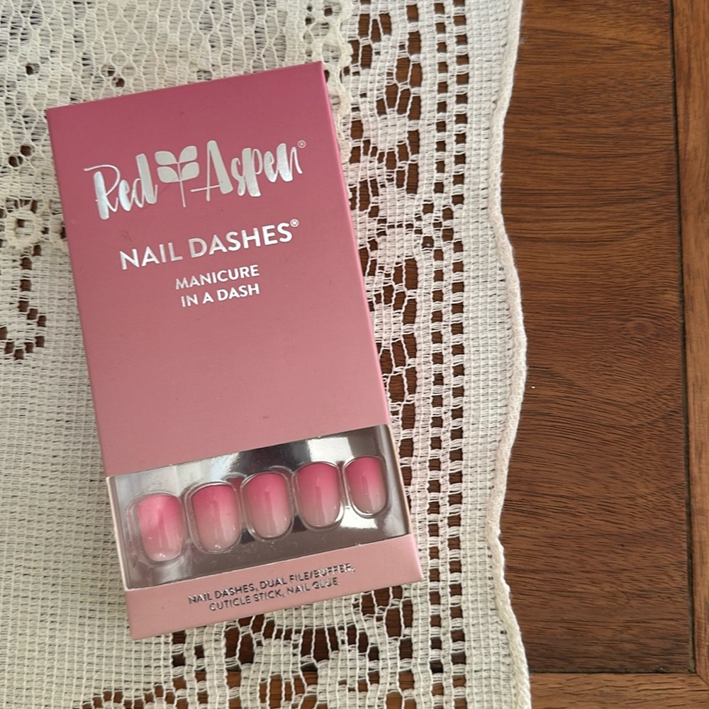Red Aspen Nails